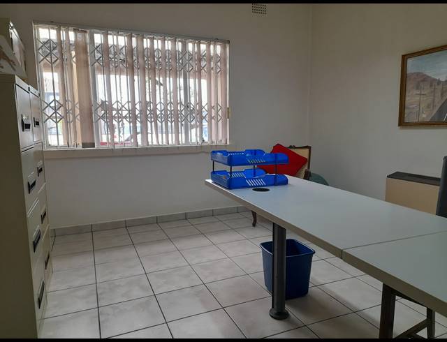 214M² OFFICE FOR SALE IN VANDERBIJLPARK CW 1